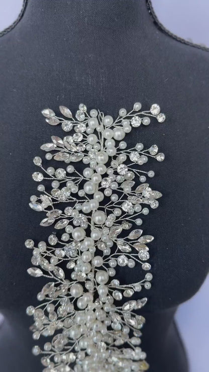 Priscilla Pearl Leaf